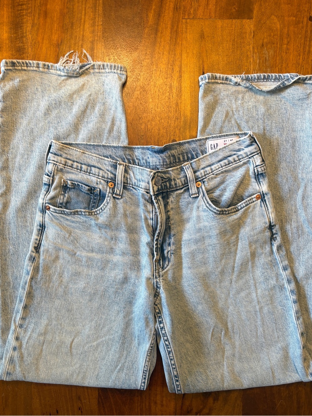 GAP ’90s Loose Low Rise Jeans Light Indigo - 27/4R